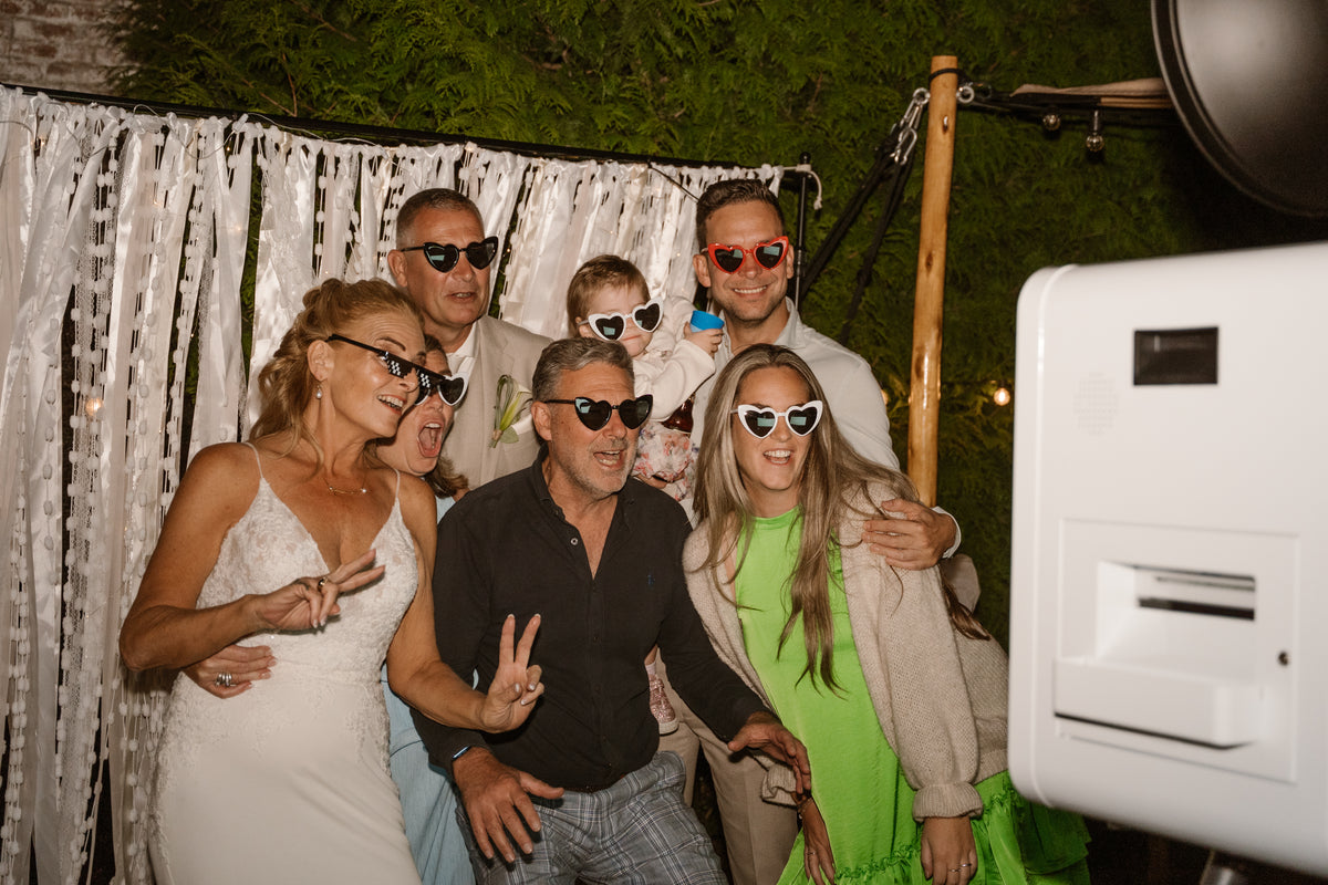 White Whisper backdrop voor bruiloft - photobooth huren FizzBooth